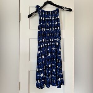 Ties over one shoulder